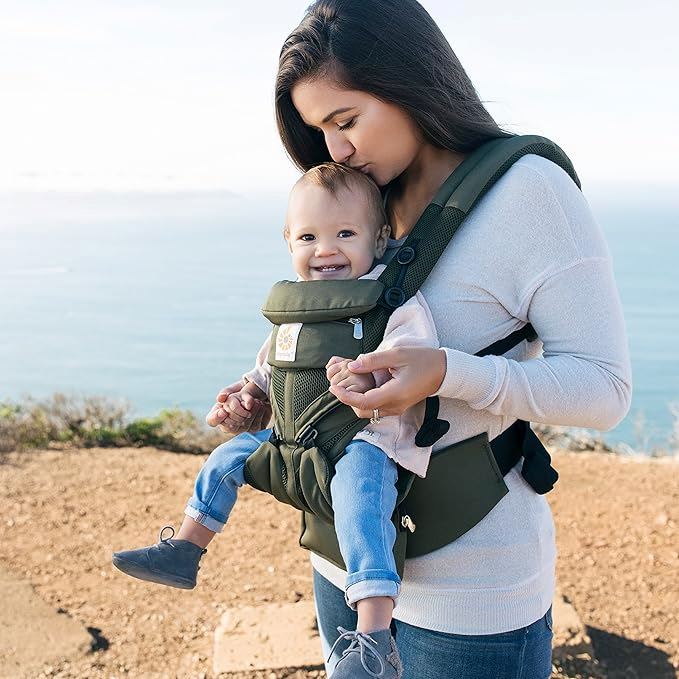 Porte Bébé - BreathBabyBag™ - Vert Olive - Doudou et Fripouille